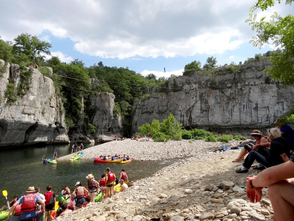 Gites Les Eaux Claires Saint-Paul-le-Jeune Exterior photo